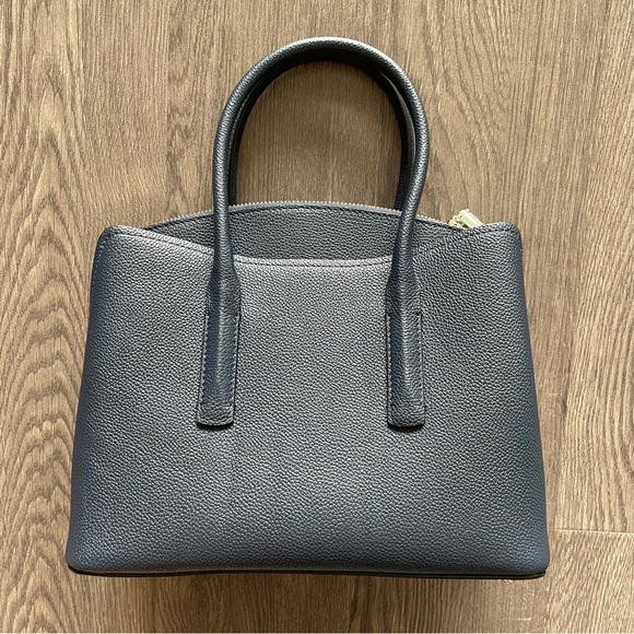 NEW Kate Spade Navy Tote with Crossbody Strap - Picture 4 of 6